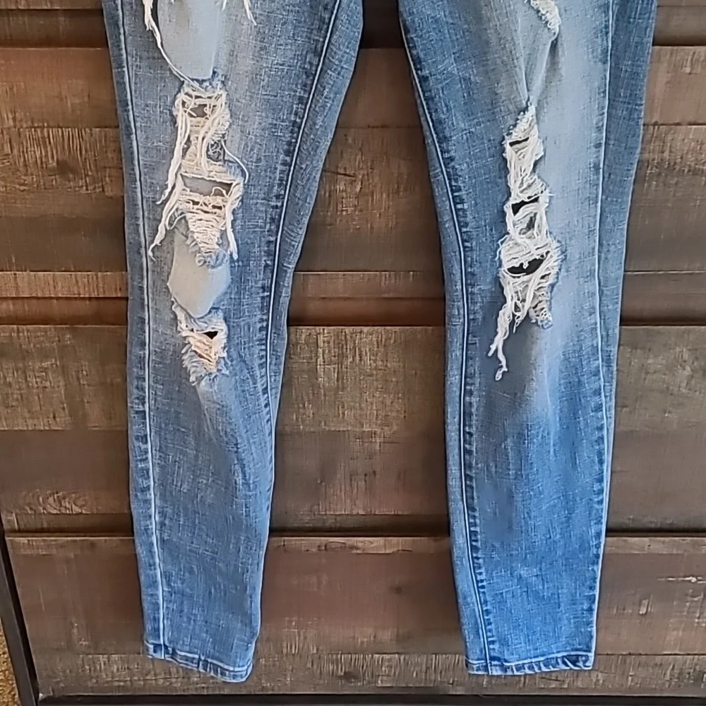High Rise Jegging - Picture 3 of 9
